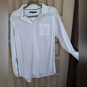 Tommy Hilfiger Crisp White Shirt SzL Collar/Cuff Pocket Front Long Sleeve Button